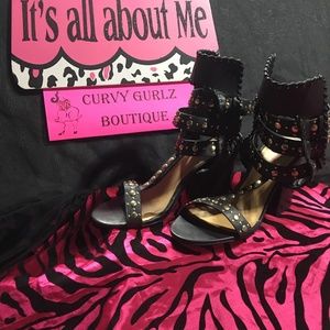 Just Fab Black Sandals Size 8